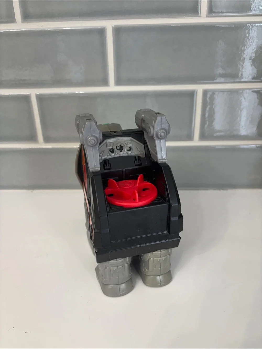 Fisher-Price Imaginext Mighty Morphin Power Rangers Mastodon Dinozord vehicle